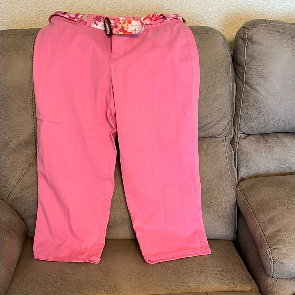 Ladies Capri Pant